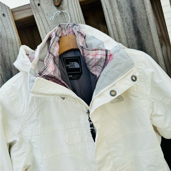 The North Face Ski/Snowboarding Jacket Women's Sz SP - Picture 4 of 13